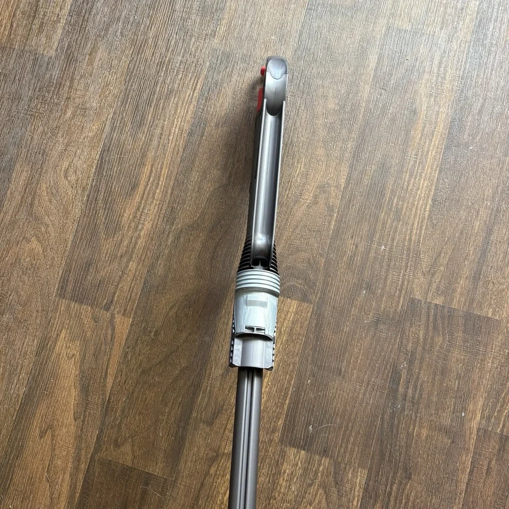 Dyson dc33 vacuum